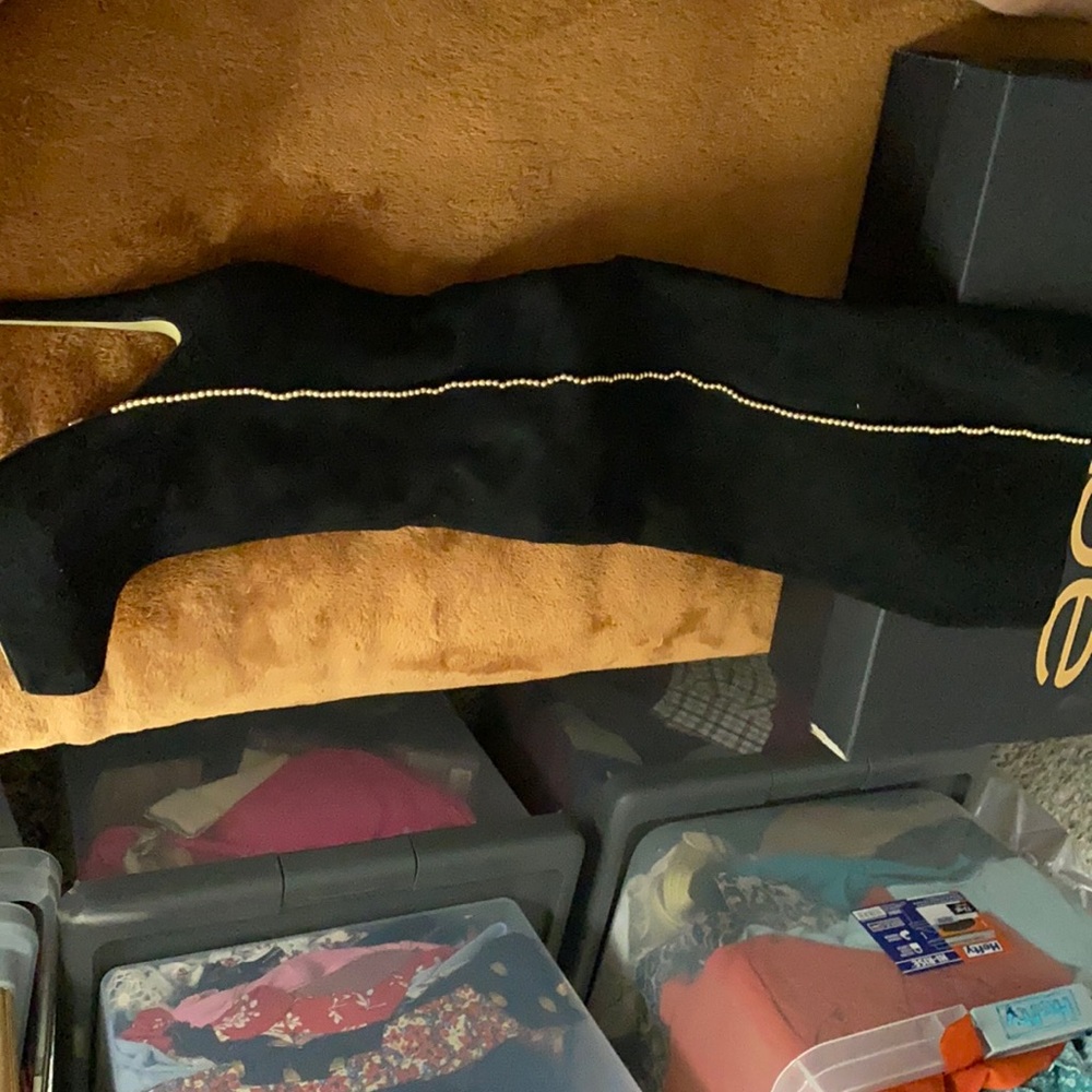 Brand new in now bebe knee high boots size 7